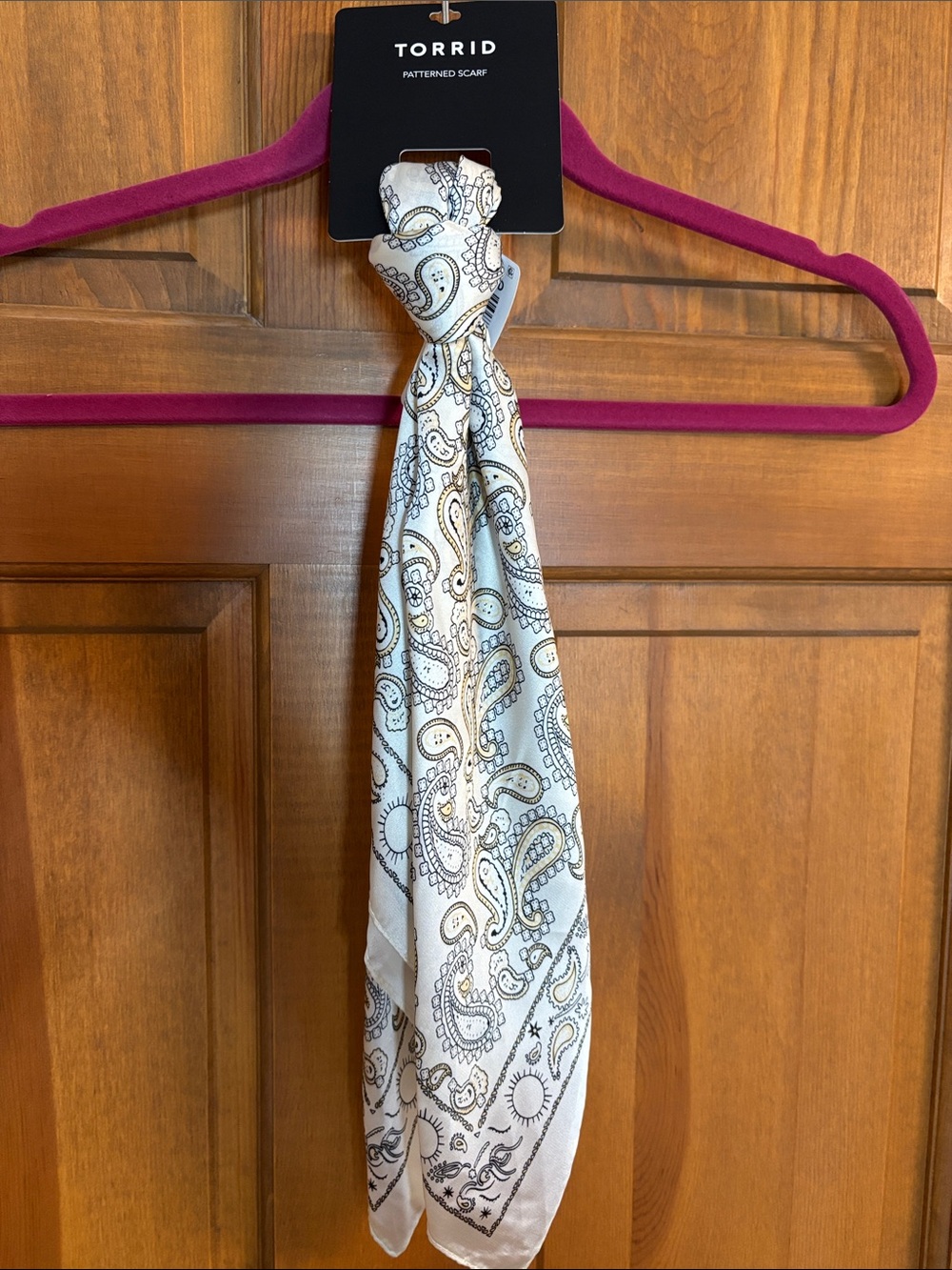 Torrid paisley scarf in ivory, black, mustard design. NWT silky scarf